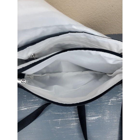 Kipling Black Nylon Medium Crossbody Bag Purse - Picture 6 of 7